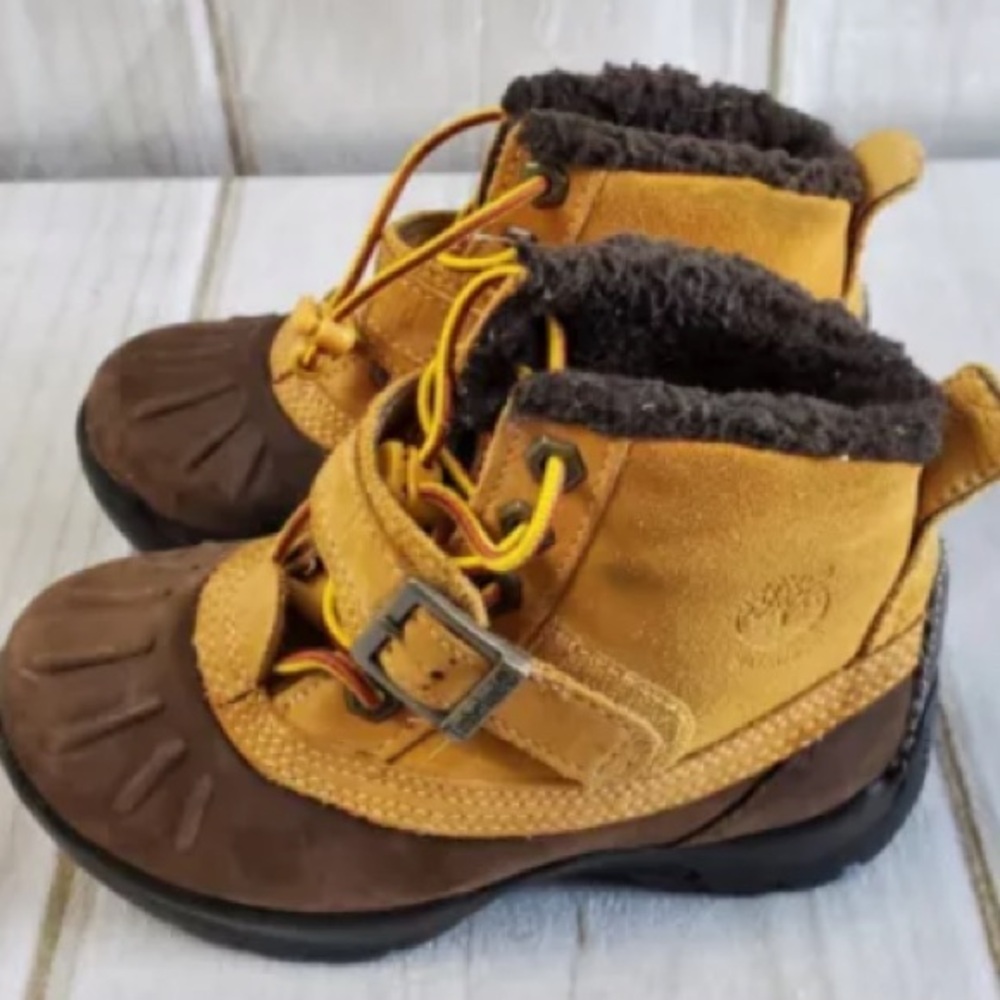 TIMBERLAND size 2.5 Unisex Nubuck mallard duckie boot waterproof boots